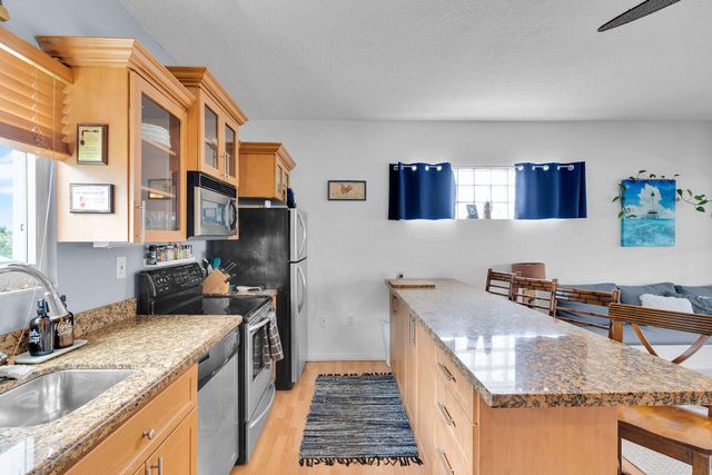 64 Coconut Drive, Key Largo, FL 33037