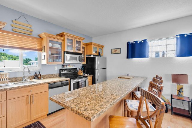 64 Coconut Drive, Key Largo, FL 33037