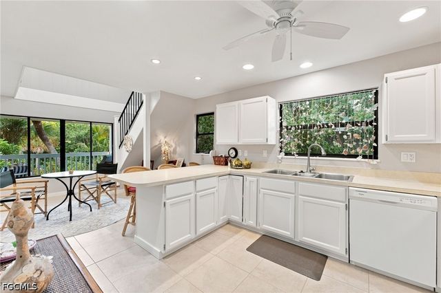 201 White Pelican DR, Upper Captiva, FL 33924
