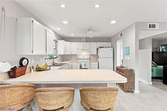 201 White Pelican DR, Upper Captiva, FL 33924