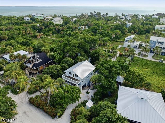 201 White Pelican DR, Upper Captiva, FL 33924