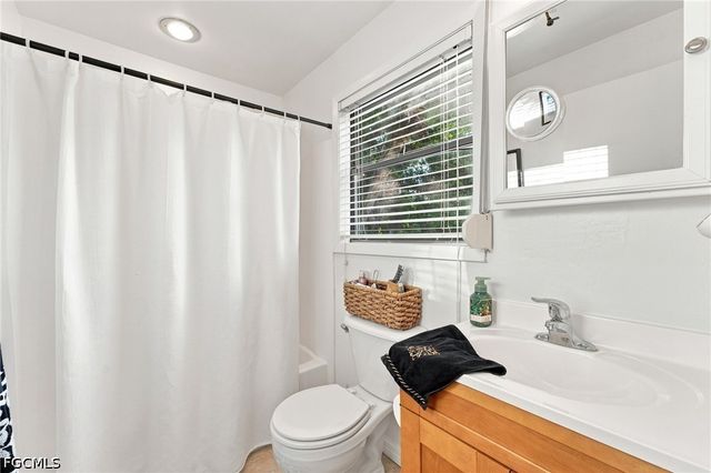 201 White Pelican DR, Upper Captiva, FL 33924