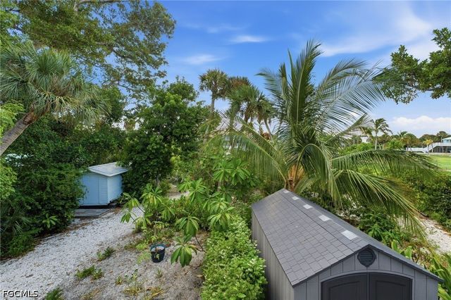 201 White Pelican DR, Upper Captiva, FL 33924