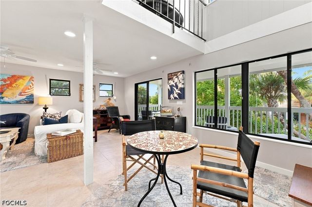 201 White Pelican DR, Upper Captiva, FL 33924
