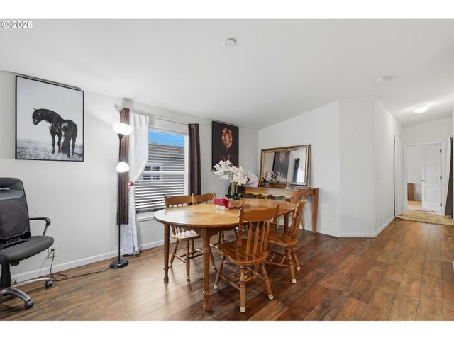 626 Sw PHILADELPHIA Way 176, Beaverton, OR 97006