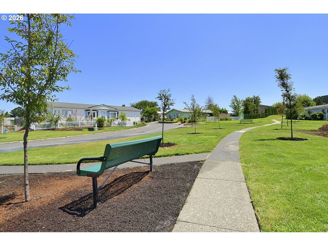 626 Sw PHILADELPHIA Way 176, Beaverton, OR 97006