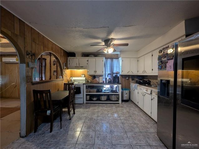 3005 Kalhua Street, Weslaco, TX 78599