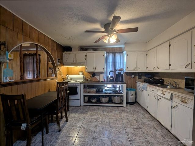 3005 Kalhua Street, Weslaco, TX 78599