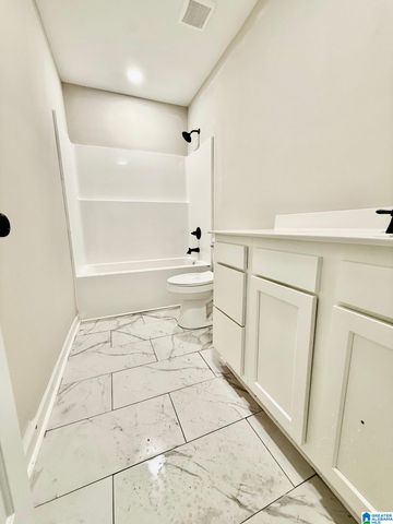 735 WALNUT COVE, Odenville, AL 35120