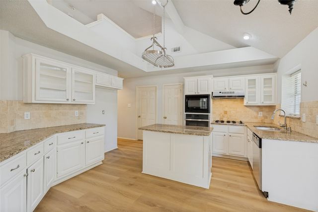 1215 Spring Creek Drive, Allen, TX 75002