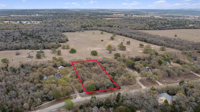124 Kingwood DR, Elgin, TX 78621