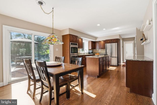 2840 W FOX CHASE CIR, Doylestown, PA 18902