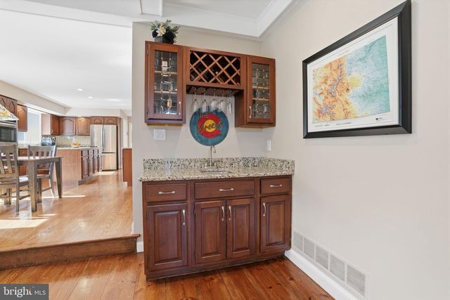 2840 W FOX CHASE CIR, Doylestown, PA 18902
