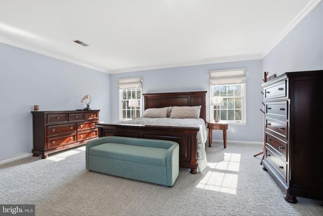 2840 W FOX CHASE CIR, Doylestown, PA 18902