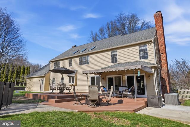 2840 W FOX CHASE CIR, Doylestown, PA 18902