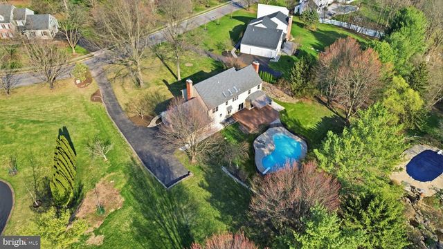 2840 W FOX CHASE CIR, Doylestown, PA 18902