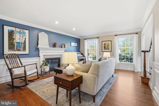 2840 W FOX CHASE CIR, Doylestown, PA 18902