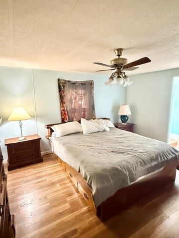 403 Deep Canyon Circle, Somerville, TX 77879