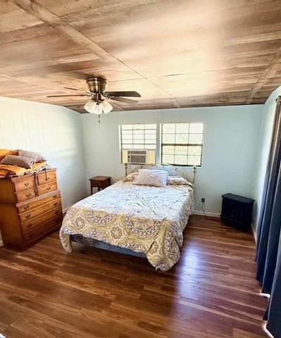 403 Deep Canyon Circle, Somerville, TX 77879