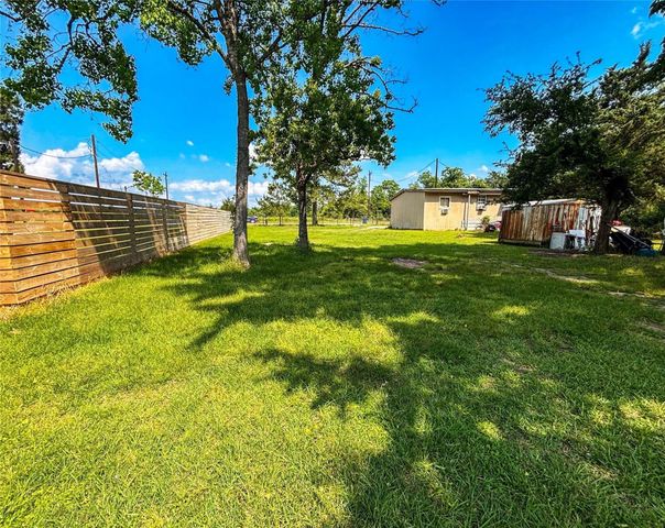 20563 Cochran Road, Prairie View, TX 77445