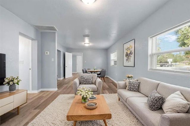 515 S CHARLESTON AVENUE, Fort Meade, FL 33841