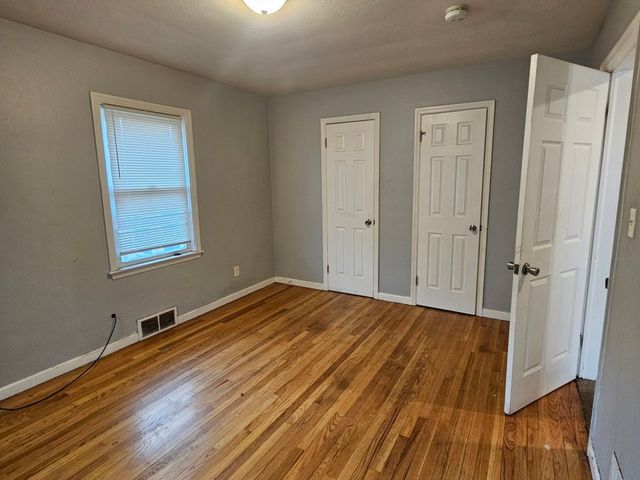 3617 Monroe Street, Lansing, IL 60438