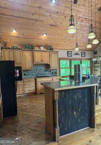 199 Camelia Lane, Tiger, GA 30576