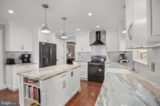 7 NORFOLK ST, Fredericksburg, VA 22406