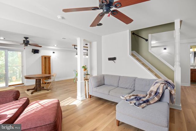 7 NORFOLK ST, Fredericksburg, VA 22406