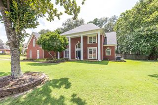 2921 CRYE CREST CV, Germantown, TN 38138