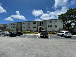 1401 Village Boulevard 136, West Palm Beach, FL 33409