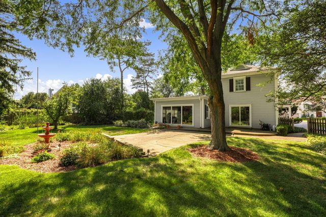 839 Huber Lane, Glenview, IL 60025