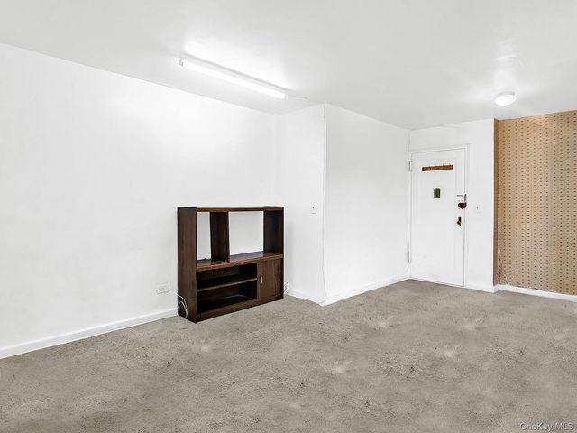 144-46 38th Avenue 5C, Flushing, NY 11354