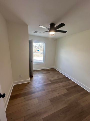 1914 Nostalgic Place, Frankfort, KY 40601