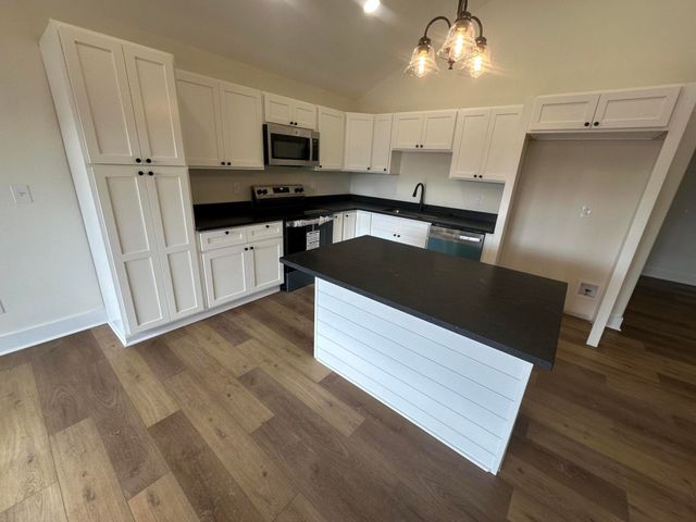 1914 Nostalgic Place, Frankfort, KY 40601