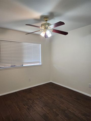 502 Burlwood CT, Round Rock, TX 78664
