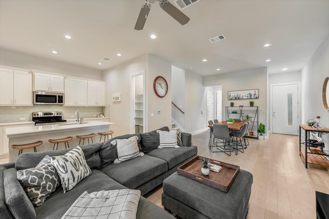 3108 E 51st ST 903, Austin, TX 78723