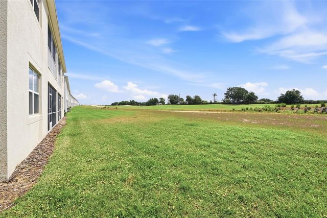 877 OCEAN COURSE AVENUE 877, Davenport, FL 33896
