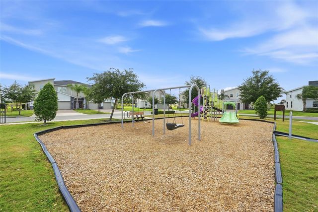877 OCEAN COURSE AVENUE 877, Davenport, FL 33896