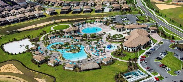 877 OCEAN COURSE AVENUE 877, Davenport, FL 33896