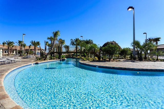 877 OCEAN COURSE AVENUE 877, Davenport, FL 33896