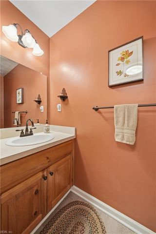 4484 Cherokee DR, Suffolk, VA 23434