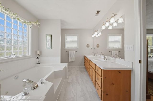 4484 Cherokee DR, Suffolk, VA 23434