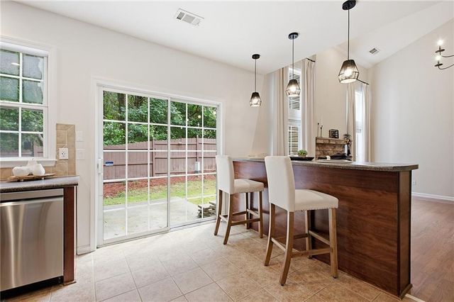 1752 Bentridge Drive NW 4, Kennesaw, GA 30144