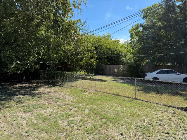 502 19th Street, Grand Prairie, TX 75050