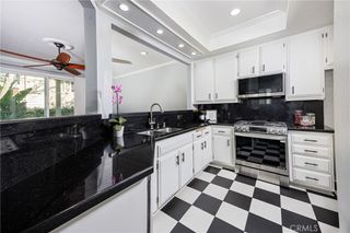 7291 Coho Dr 105, Huntington Beach, CA 92648