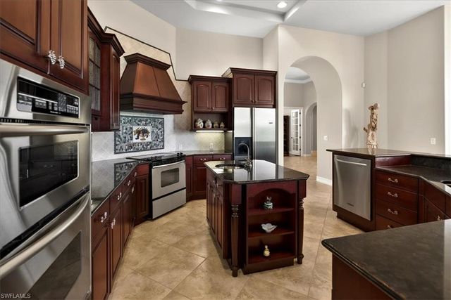 2203 Imperial Golf Co BLVD, Naples, FL 34110