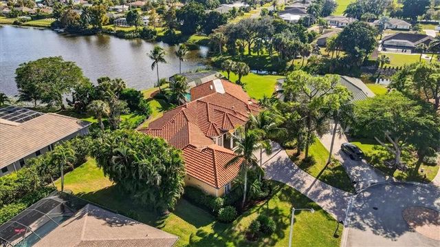 2203 Imperial Golf Co BLVD, Naples, FL 34110