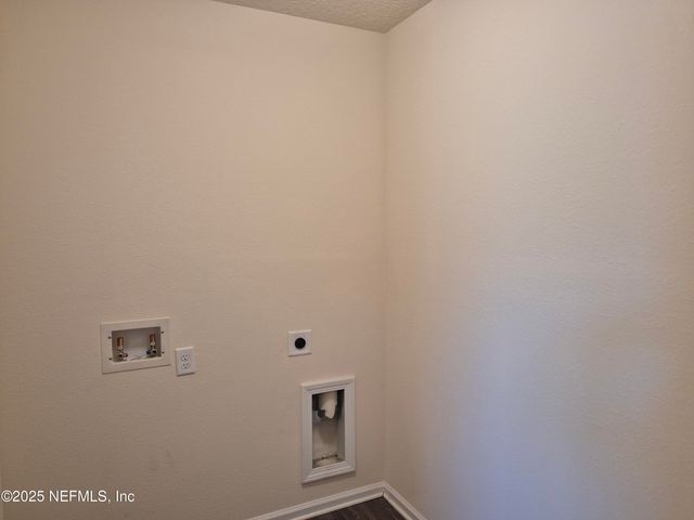 2537 OAK STREAM Drive, Green Cove Springs, FL 32043