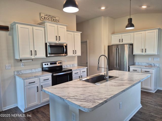 2537 OAK STREAM Drive, Green Cove Springs, FL 32043